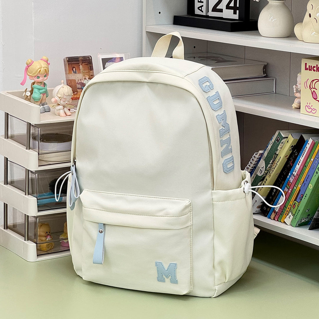 Stylischer Canvas-Rucksack mit plüschigem Schlüsselanhänger Karnz