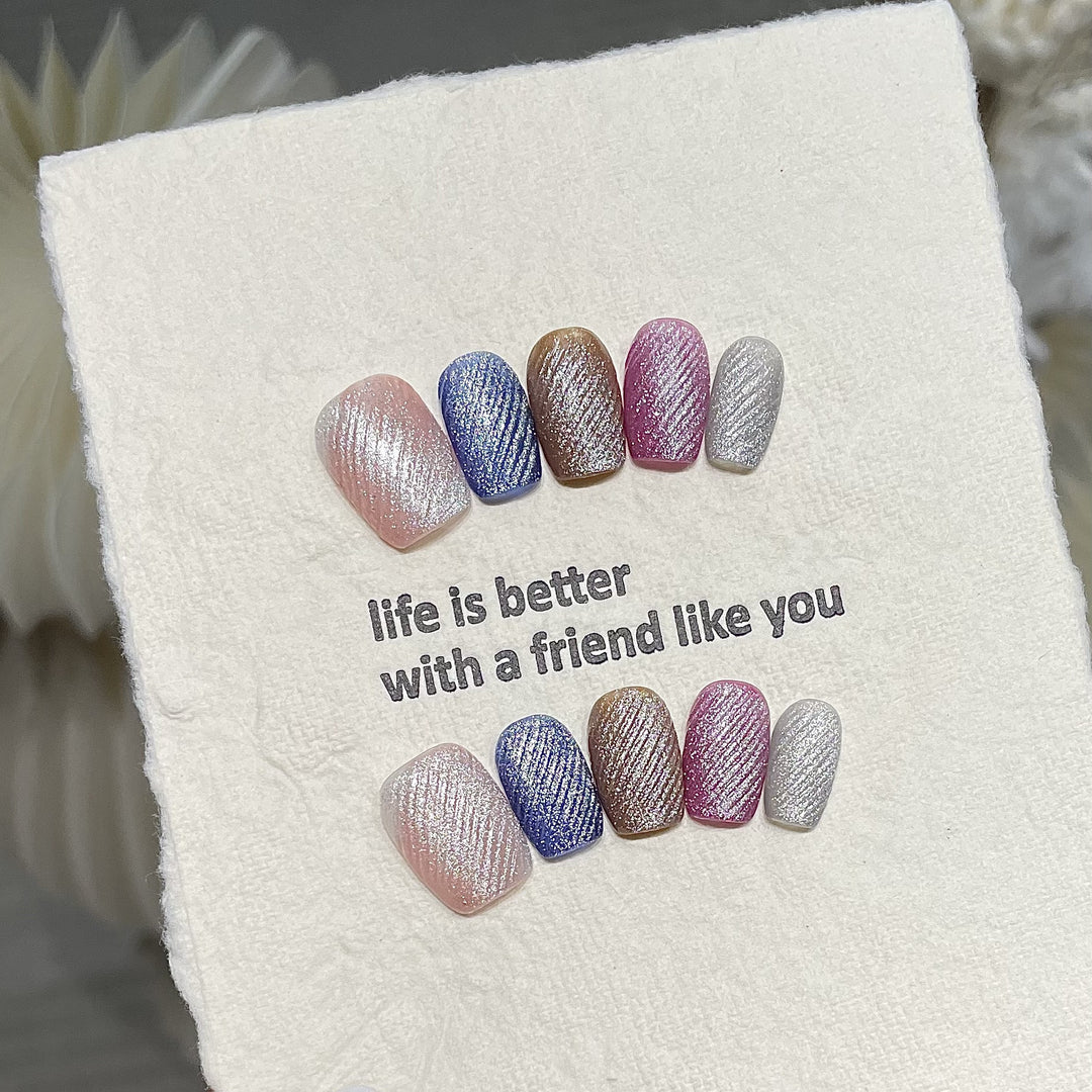 Dekorativer Press-On-Nagelsatz mit strukturiertem Glitzerfinish