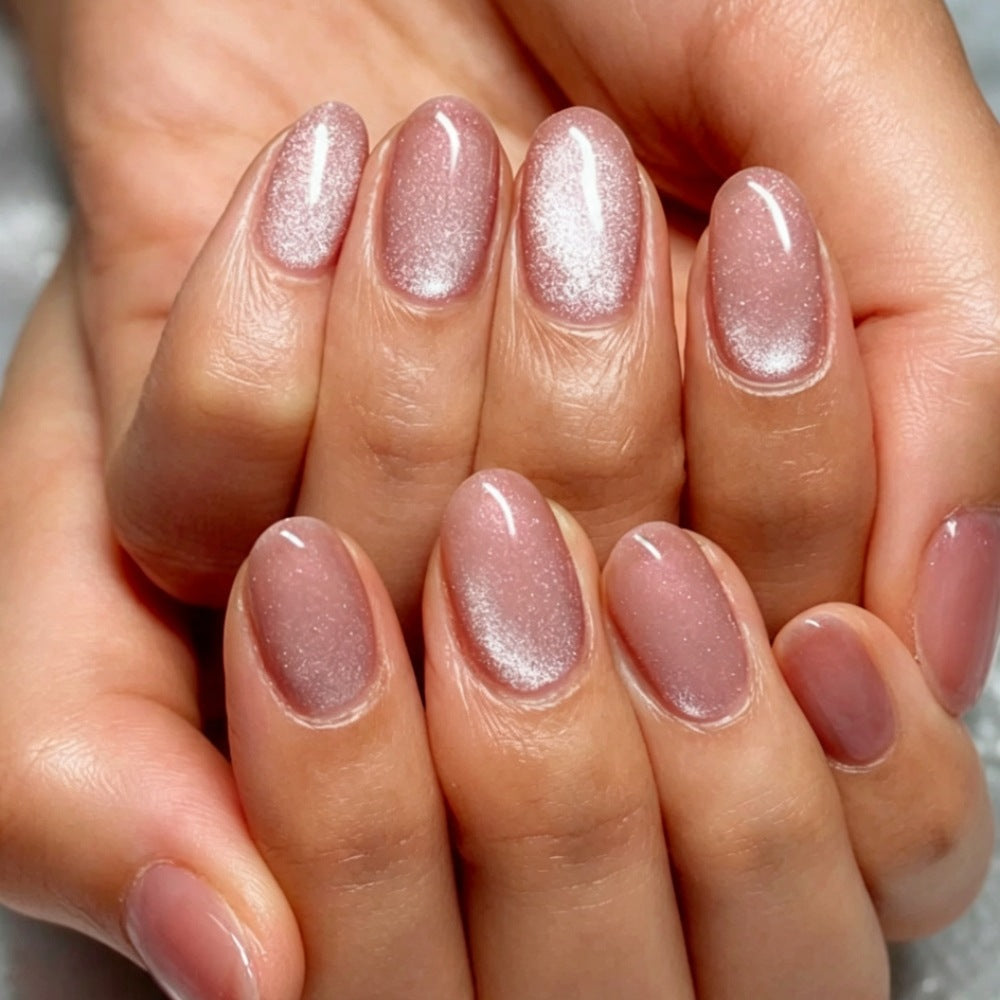 Glamouröse Kunstnägel Im Eleganten Ombre-Look Karnz