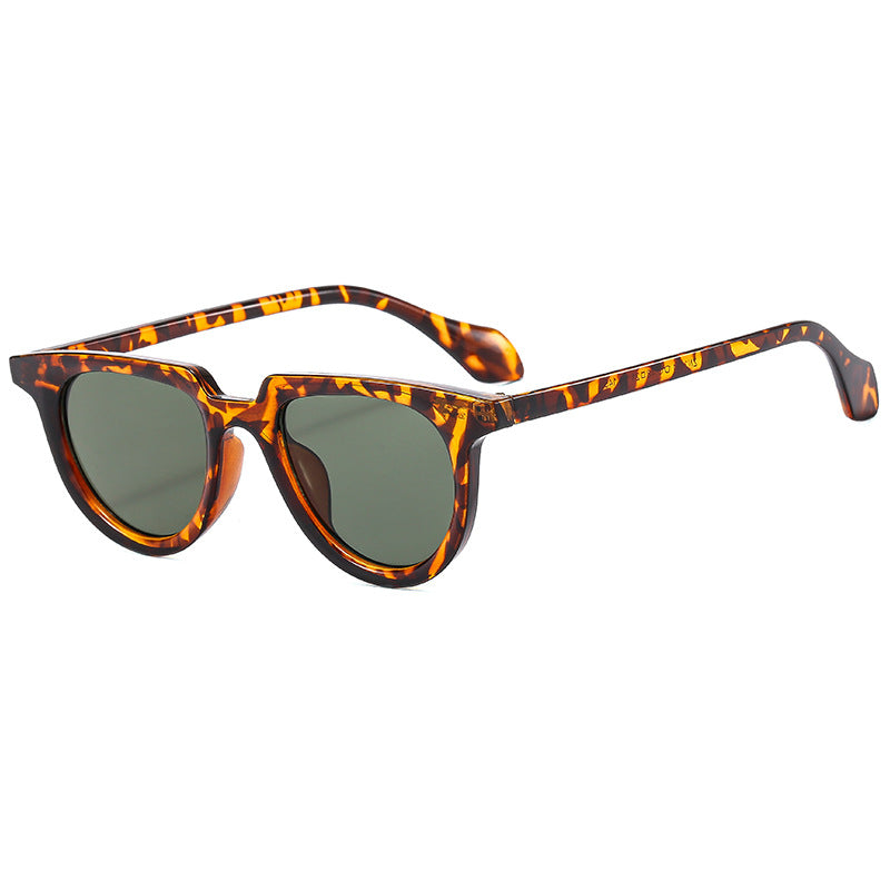 Damen modische Brille im eleganten Katzenaugen-Design Karnz