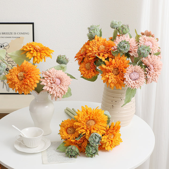 Künstlicher Blumenstrauß mit detailverliebten Blüten und Blättern Karnz