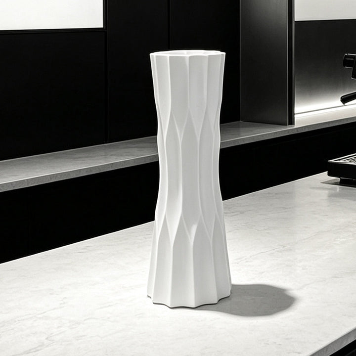 Moderne geometrische Vase Karnz