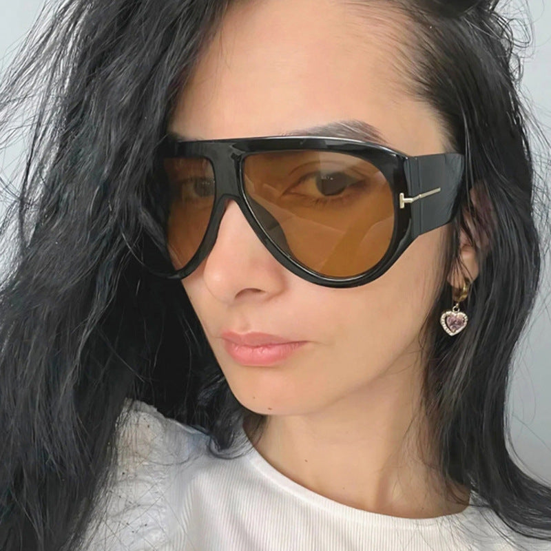 Damen modische oversized Sonnenbrille im Retro-Stil Karnz
