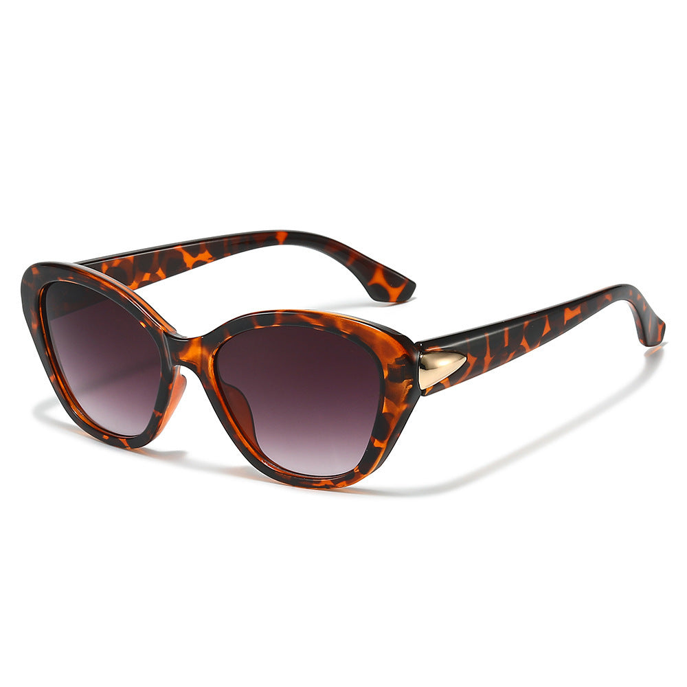 Stilvolle Cat-Eye-Sonnenbrille mit elegantem Gold-Detail Karnz