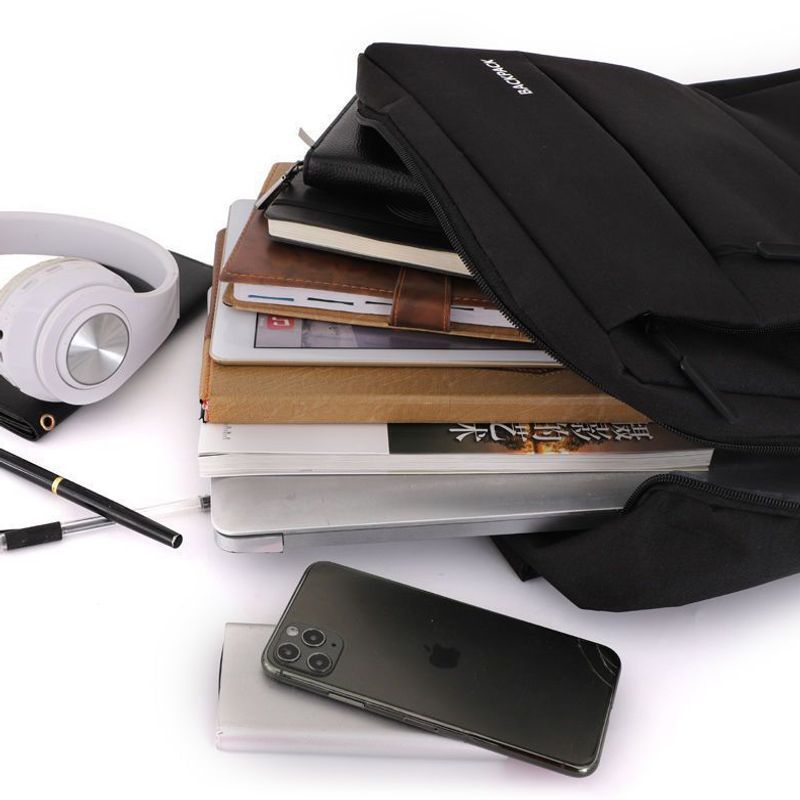 Multi-Compartment Laptop-Rucksack Karnz