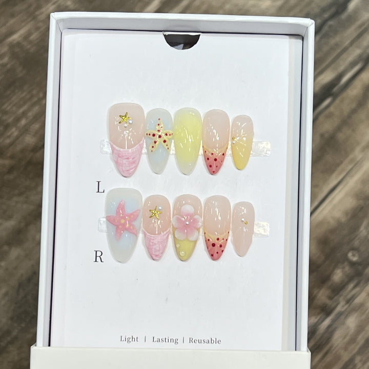 Sommer-inspiriertes Press-On Nagelkunstset Karnz