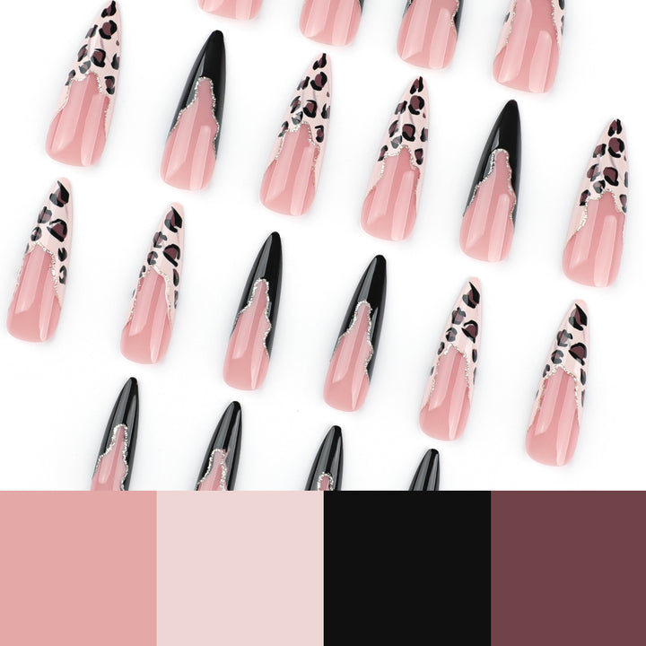 Kunstvolle Stiletto-Nägel im eleganten Leoparden-Design Karnz