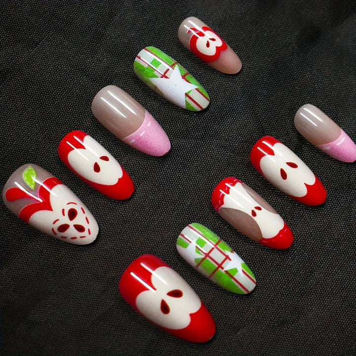Künstlerisches Nageldesign Karnz