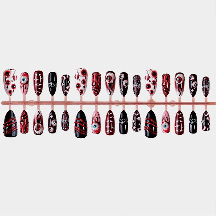 Kreatives Pastell Nagelset mit Gruselmotiven Karnz