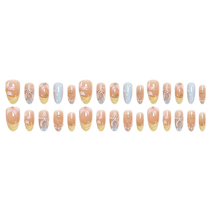 Kunstnagelset mit Floral-Motiven und Glitzerakzenten Karnz