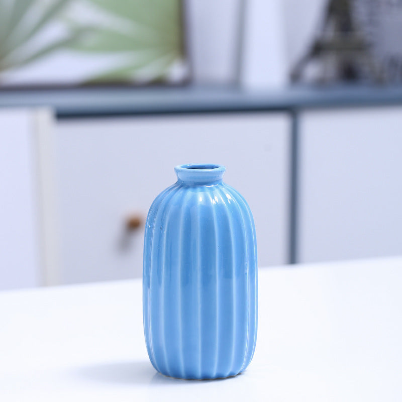 Rippte Keramische Bud Vase Karnz