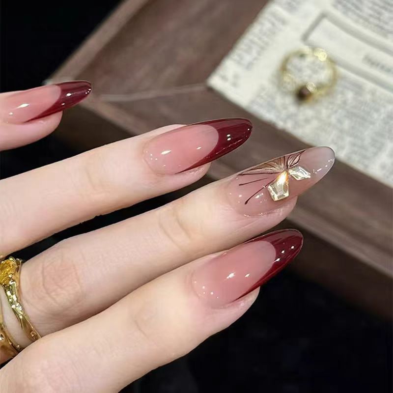 Elegante Ombre Stiletto Nagelset Karnz
