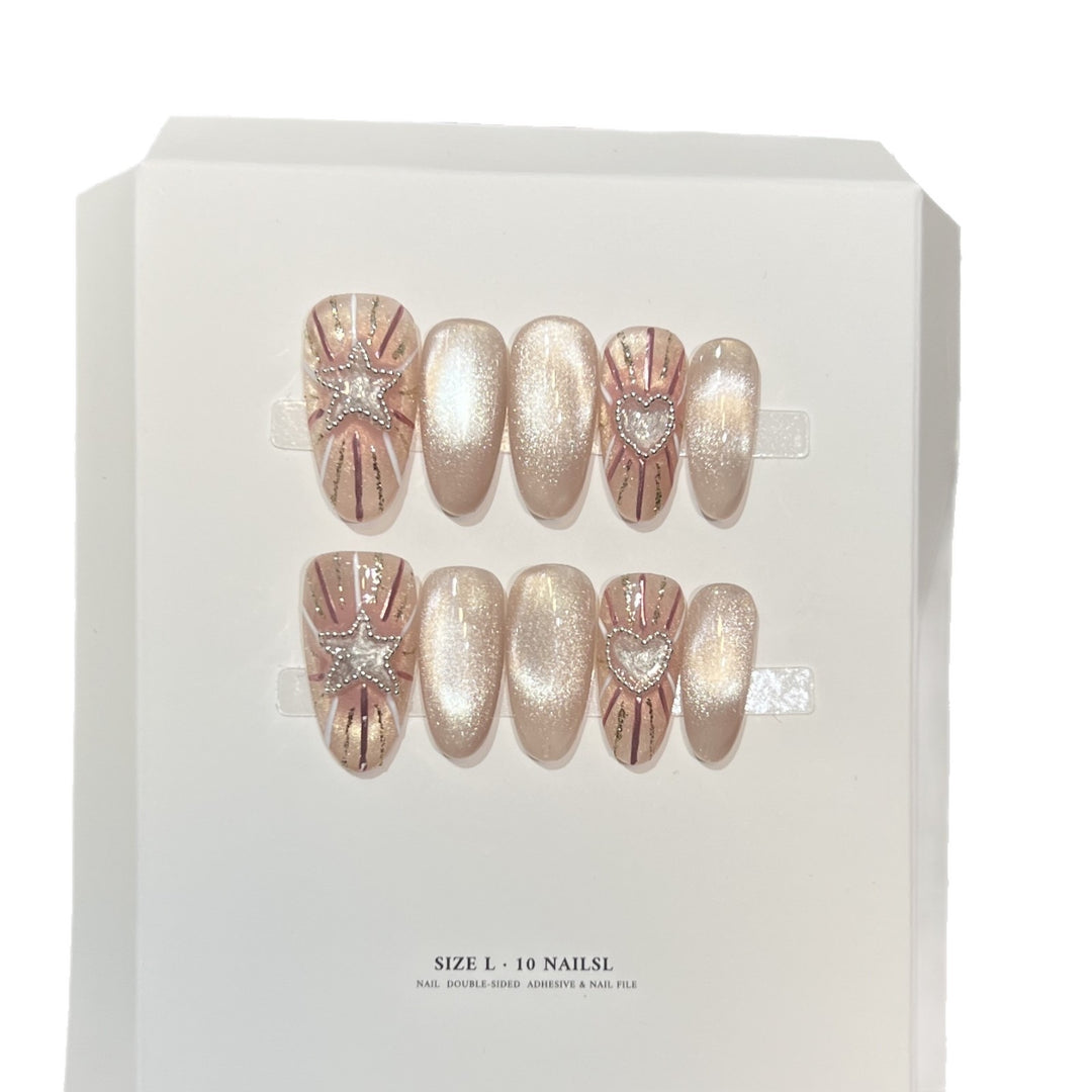 Modischer Press-On Nagelset mit glamourösen Stern- und Herzdesigns Karnz