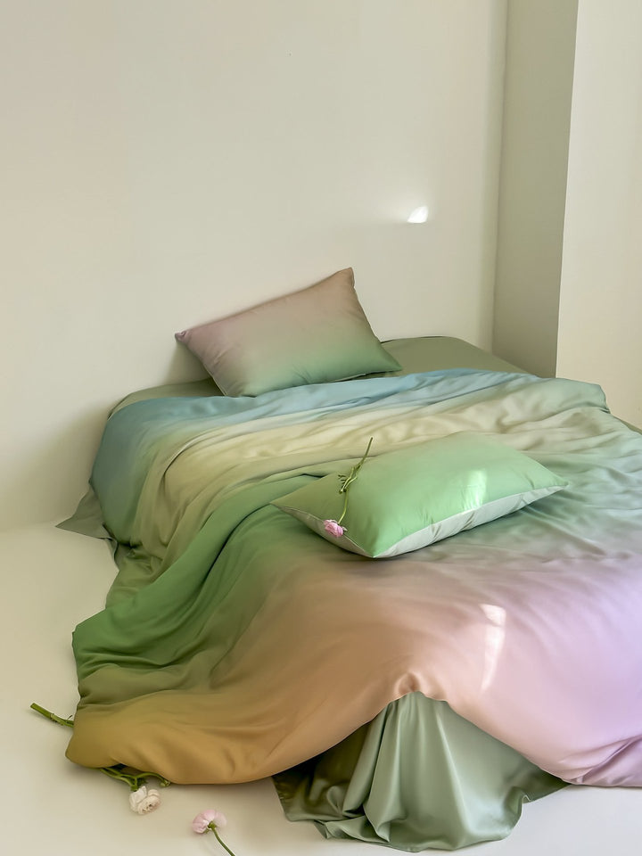 Bettwäsche-Set aus Satin mit sanftem Ombre-Farbverlauf und seidig-mattem Griff