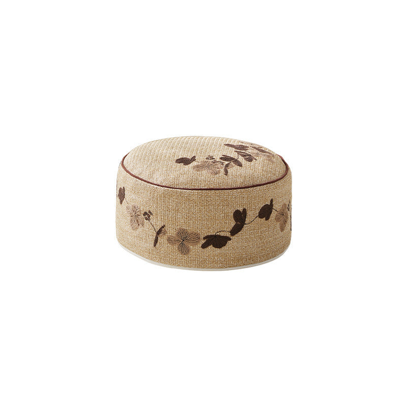 Runde Boden-Pouf-Sitzgelegenheit mit bestickter Blumenbordüre Karnz