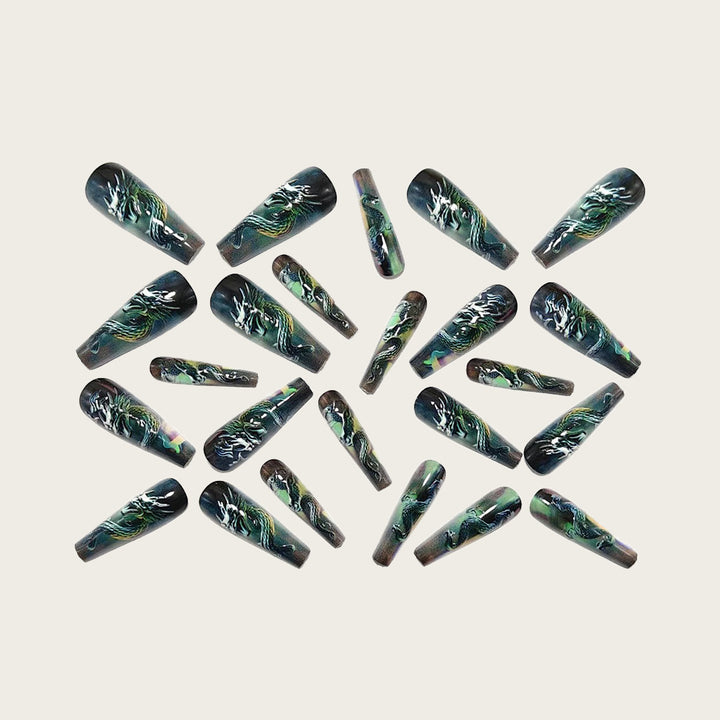 Kunstvolle 3D Nagelkunst Karnz