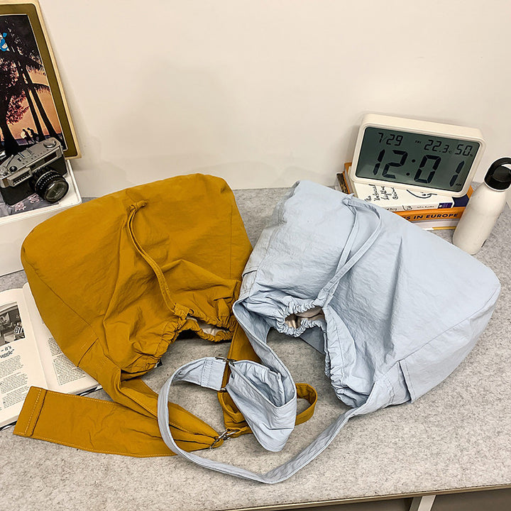 Leichtgewichtige Kordelzug Schultertasche Karnz
