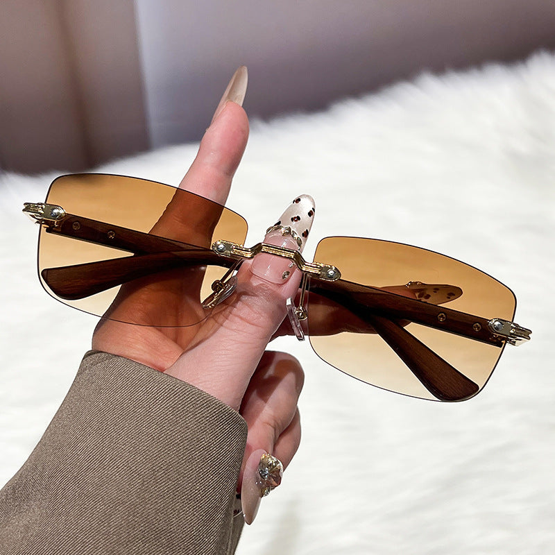 Damen extravagante modische Sonnenbrille mit innovativem Rahmen Karnz