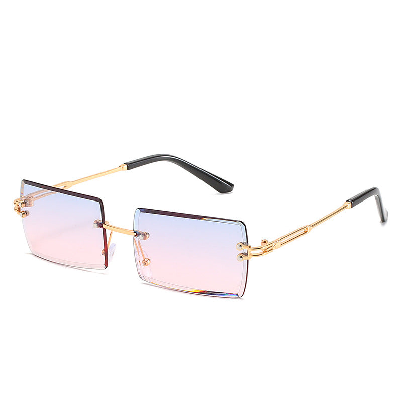 Damen modische Sonnenbrille mit einzigartigem rechteckigen Rahmen und funkelnden Details Karnz