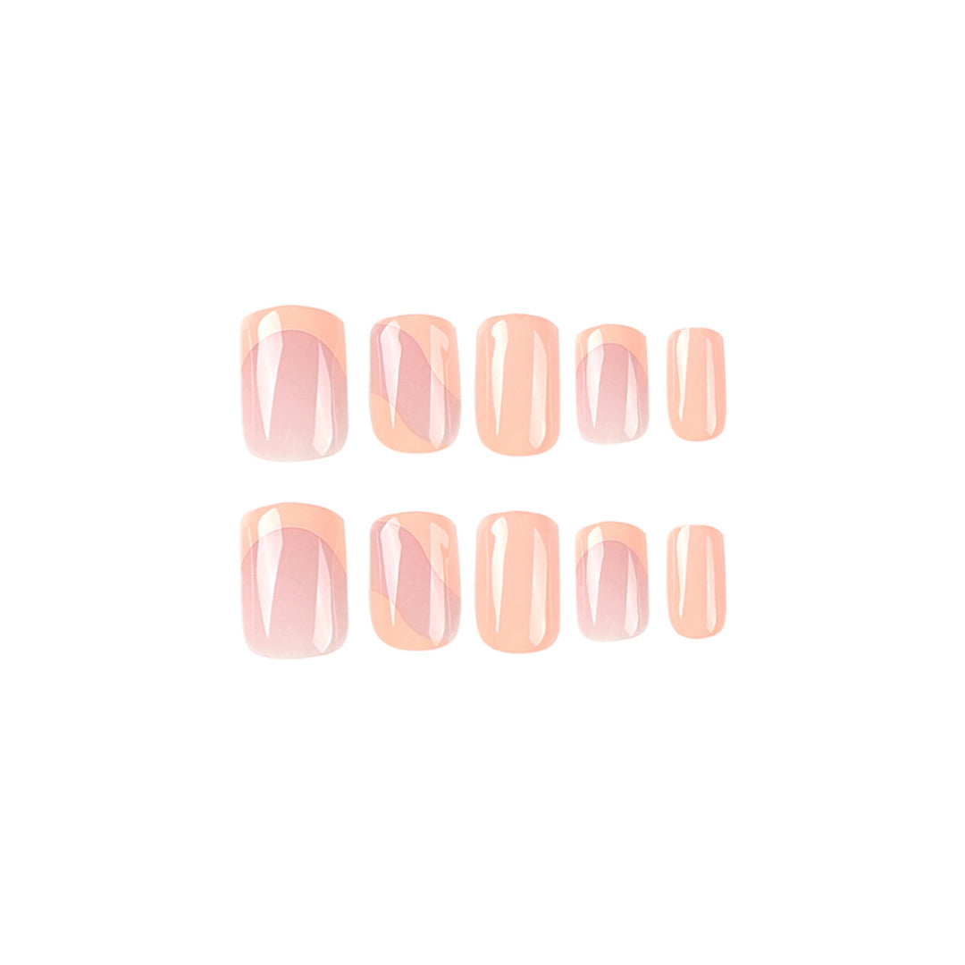 Gel-Nägel mit elegantem Design Karnz