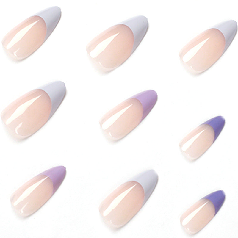 Elegante Nagelkunst mit modernes Ombre-Design Karnz