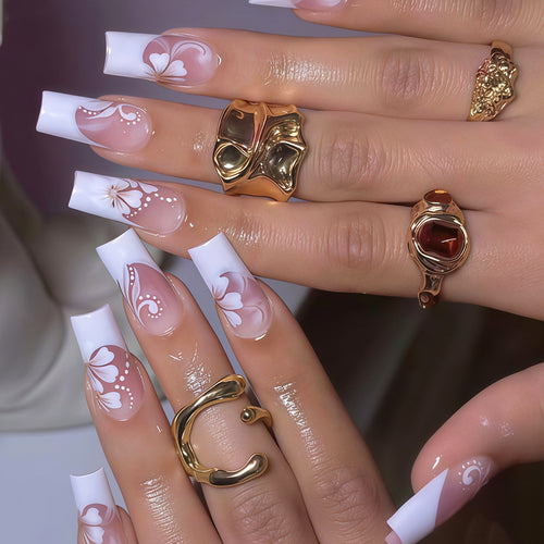 Florales Akzent Press-On Nagelkunst-Set Karnz