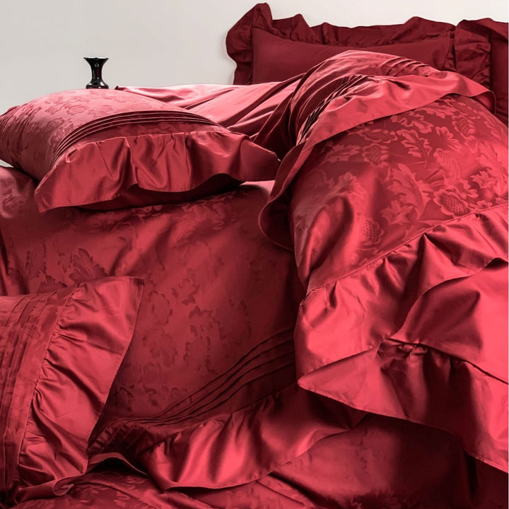 Luxuriöses Bettwäsche-Set aus Satin mit Volant und Jacquard-Detail Karnz