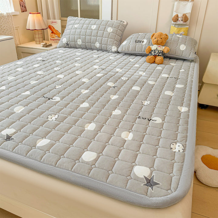Niedlicher Cartoon Tier Quilted Matratzenauflage