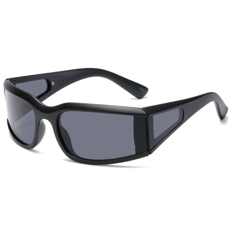 Damen Sportsonnenbrille mit besonders ergonomischem Design und seitlichem Blendschutz Karnz