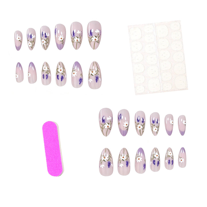 Elegante florale Gel-Nagelerweiterungen Karnz
