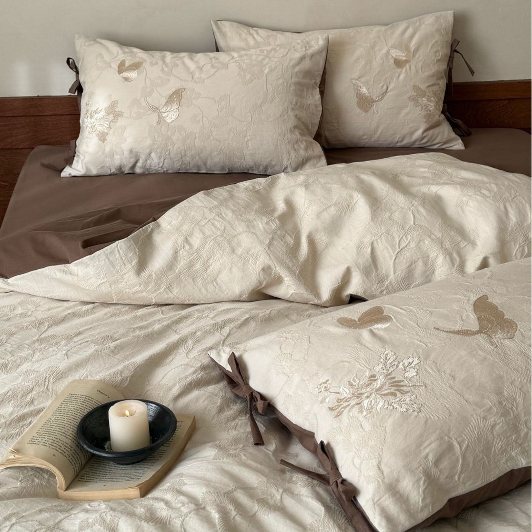 Besticktes Jacquard Schmetterlings Bettbezug-Set mit Bindeschluss