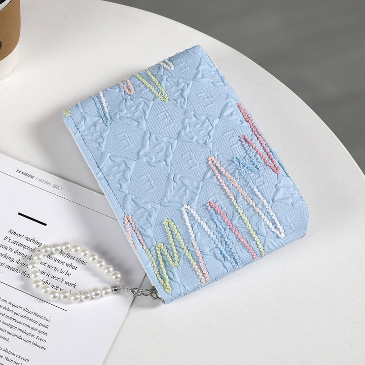 Texturierte Stoff-Clutch