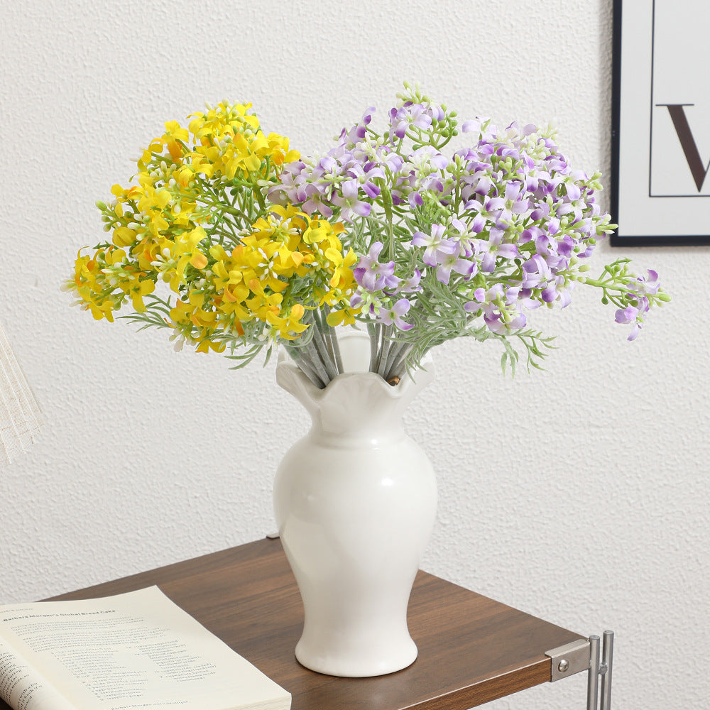 Dekoratives Kunstblumenarrangement Karnz