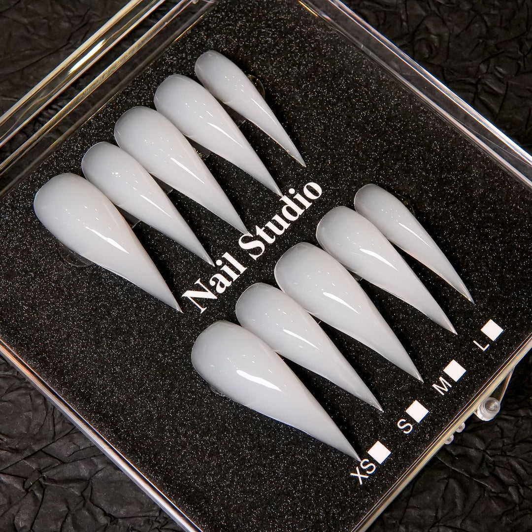 Stiletto-förmige Drucknagelset