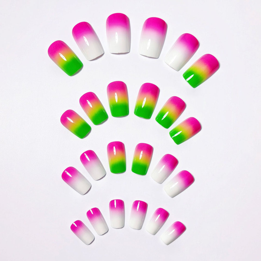 Kreative Gel-Nägel mit Neon-Farbverlauf Karnz