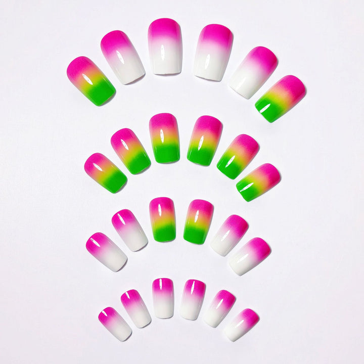 Kreative Gel-Nägel mit Neon-Farbverlauf Karnz