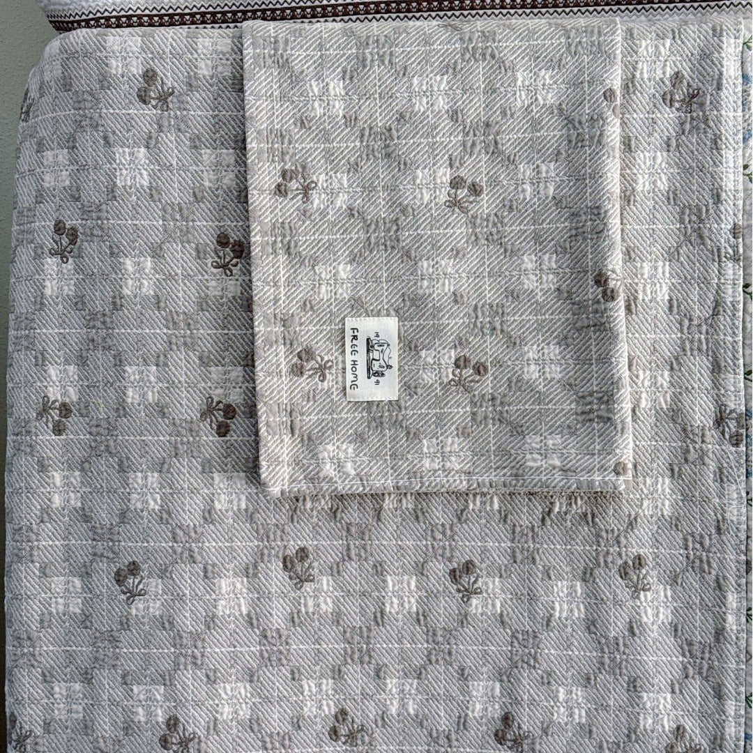 Damen Kuscheldecke mit niedlichem Pferdemotiv Karnz