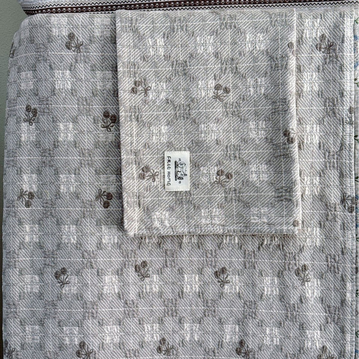 Damen Kuscheldecke mit niedlichem Pferdemotiv Karnz