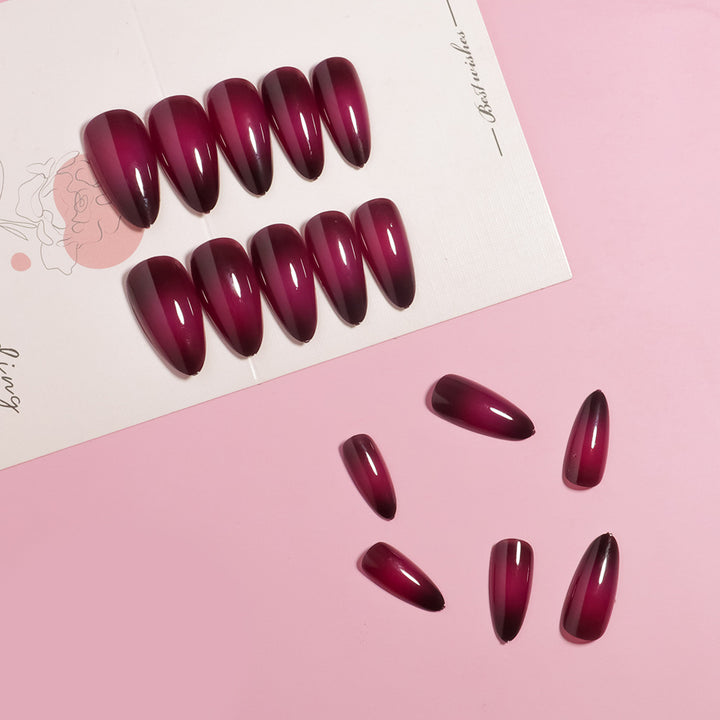 Premium Glänzende Stiletto Press-On Nagelspitzen Karnz