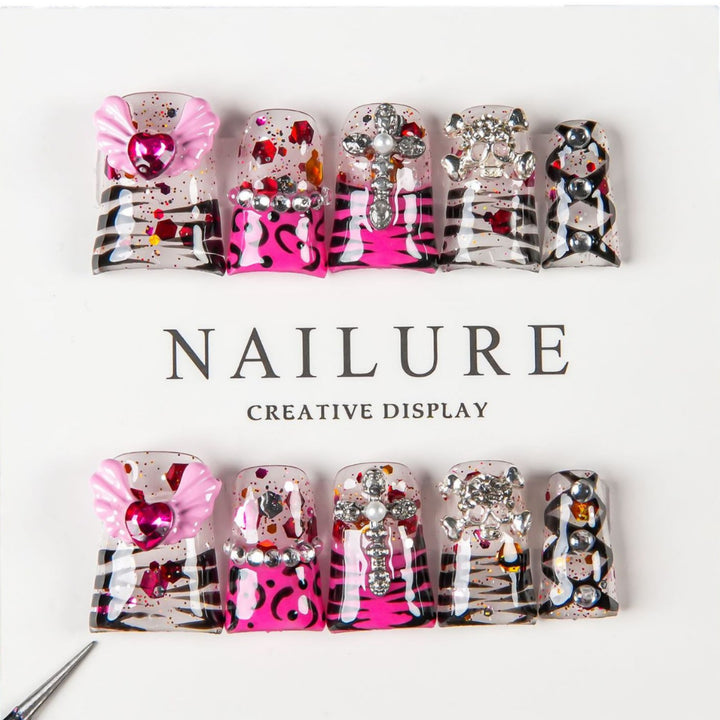 Künstlerisches Press-On-Nageldesign-Set
