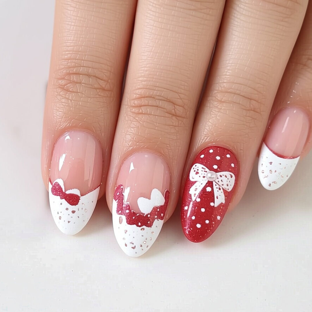 Dekoratives, urlaubsthemenbasiertes Press-On-Nagelset Karnz