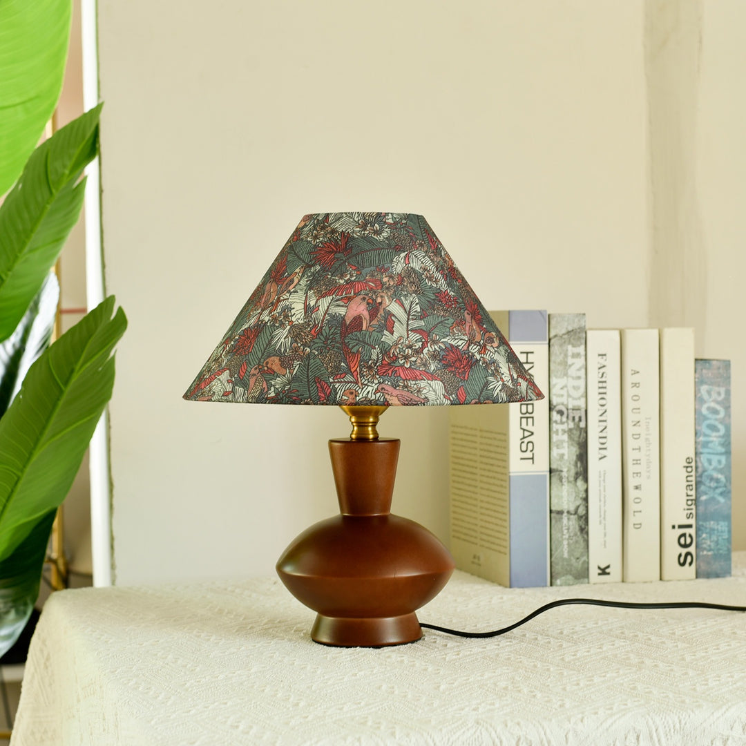 Blumenmuster Tischlampe