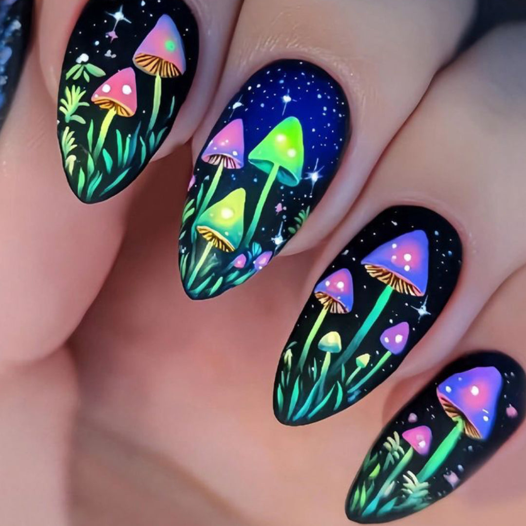 Künstlerisches Glow-in-the-Dark Nagelkunst Set Karnz