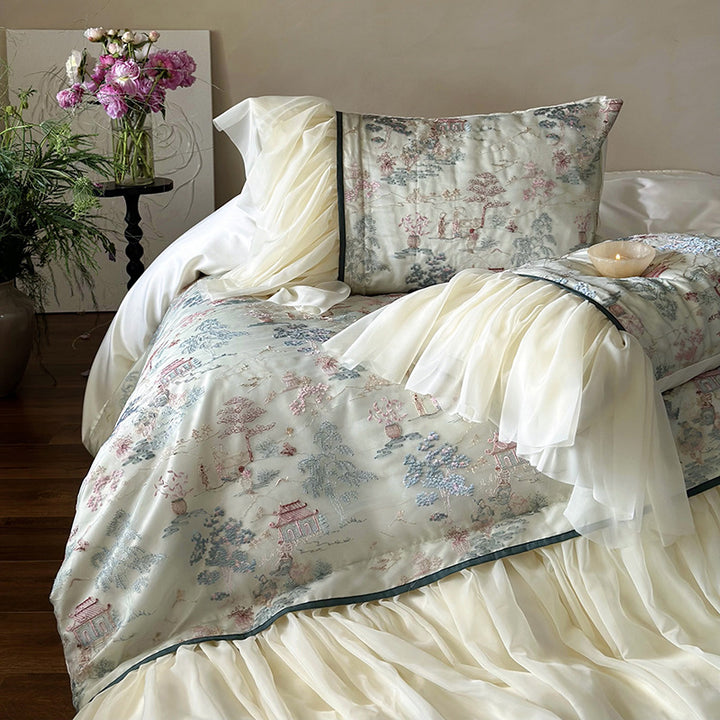 Satin-Bettwäsche-Set mit Rüschen-Bettrock und Vintage-Toile-Print