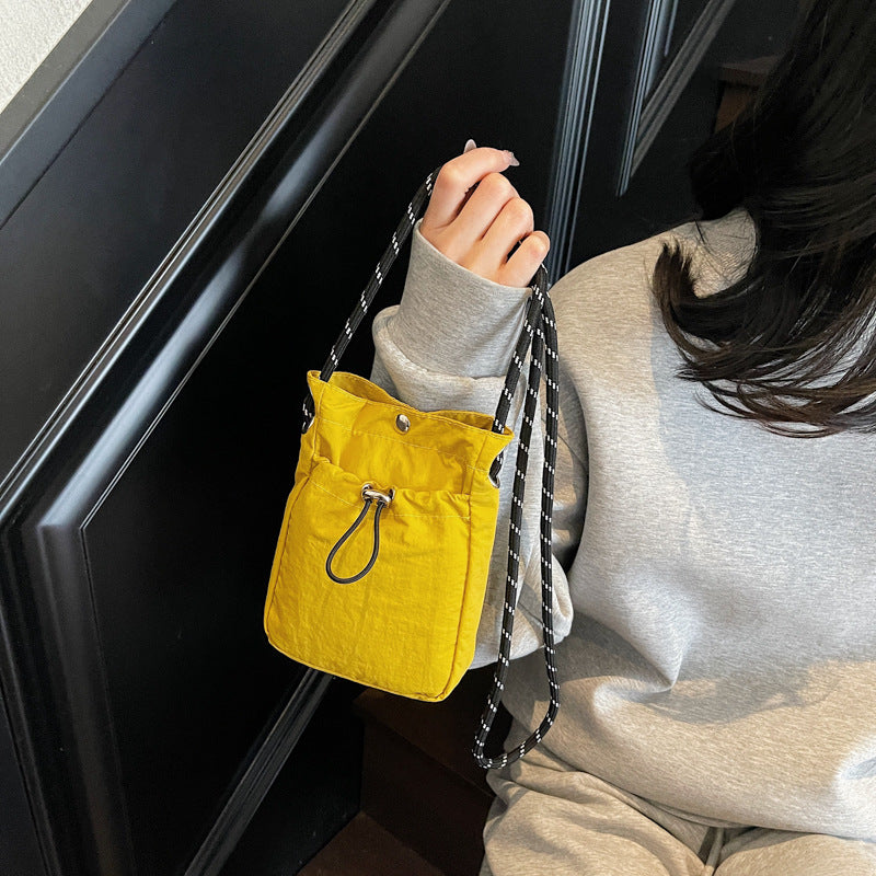 Bequeme Baumwoll-Henkeltasche mit Modischem Design Karnz