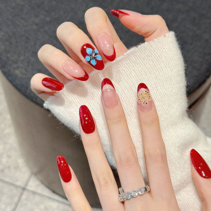 Künstlerisches Floral-Akzent Press-On Nagelset