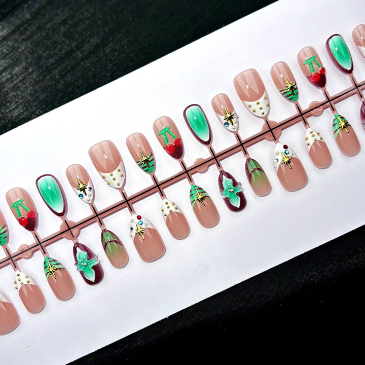 Dekoratives Weihnachts Press-On Nagelset
