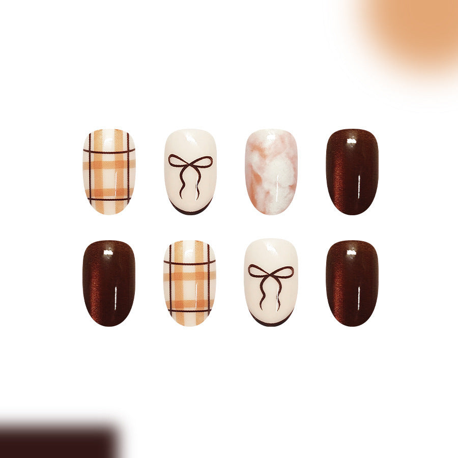 Chic Musterte Nagel-Set Karnz