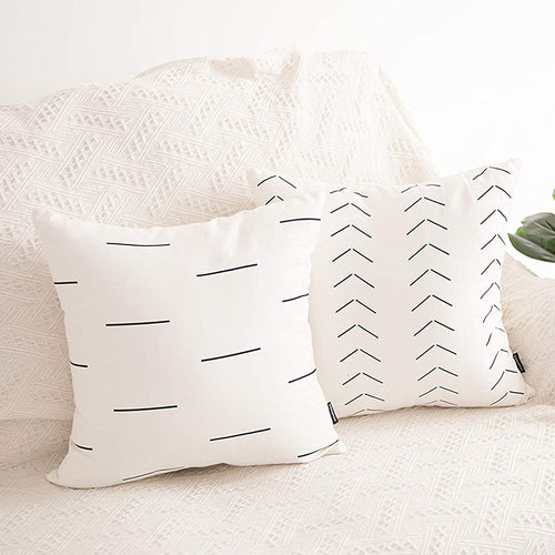 Modernes Zierkissen mit minimalistischem Muster
