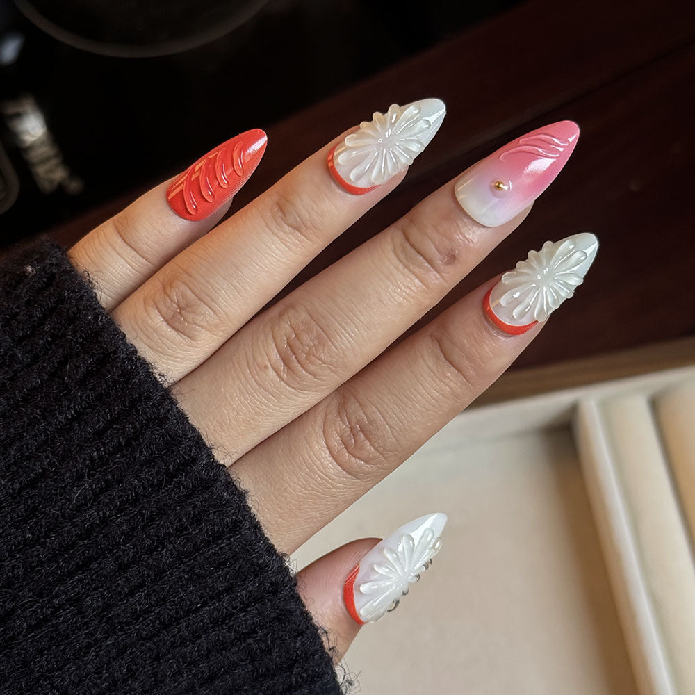 Handgefertigtes Blumen Press-On Nagelset Karnz